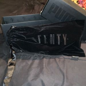 Grey puma slides come with box and bag